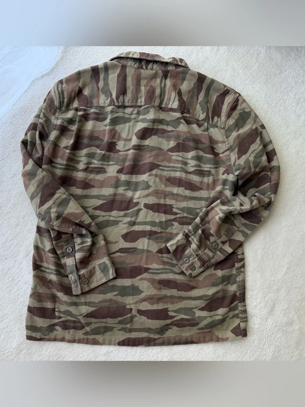 Patagonia Camo Button-Up Cotton Shirt Jacket in Khaki Olive and Brown